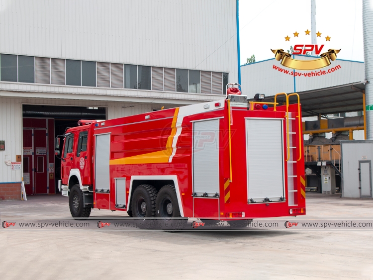 12,000 Litres Off-road Fire Engine Sinotruk - LB